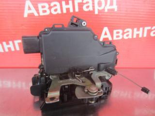 Замок двери передний левый Passat B5 1999 3B5 ARM