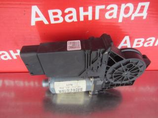 Моторчик стеклоподъёмника передний правый Volkswagen Passat 1999 B5 ARM 0130821694 Б/У