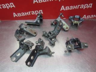 Запчасть петля двери Mitsubishi Grandis 2006