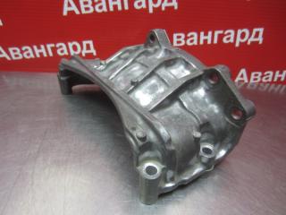 Кронштейн Mitsubishi Grandis DBA-NA4W 4G69