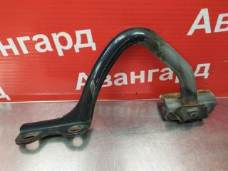 Кронштейн капота Toyota Hilux Surf LN130G 2L-T