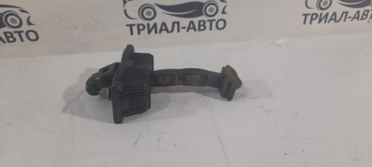 Ограничитель двери задний Land Rover Freelander 2 2.2 Дизель МКПП LR006290 Б/У