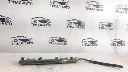 Запчасть рампа топливная Nissan Almera 2002-2006