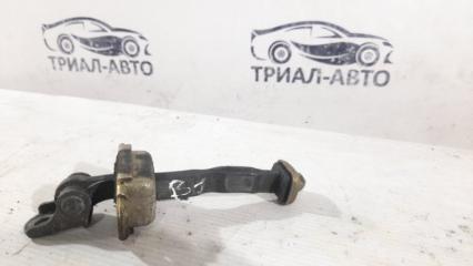 Запчасть ограничитель двери задний Nissan Almera 2002-2006