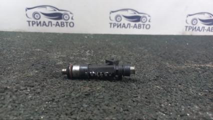 Форсунка топливная Opel Astra J 2009-2012 хэтчбек A14NET 1 55565970 контрактная