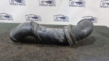 Патрубок воздушный Volkswagen Touareg 2007 GP Рестайлинг BKS 3.0 дизель АКПП 7L6129752B контрактная