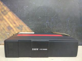 Запчасть cd-чейнджер BMW 528i 1999