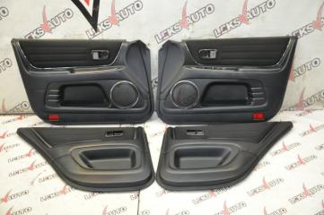 Обшивки дверей (комплект) Toyota Altezza Gita 2001 JCE10 2JZGE 67610-53051-C1 контрактная