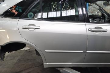 Дверь задняя правая Toyota Altezza Gita 2001 JCE10 2JZGE 67003-53030 контрактная