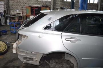 Крыло заднее правое Toyota Altezza Gita 2001 JCE15 2JZGE 61601-53050 контрактная