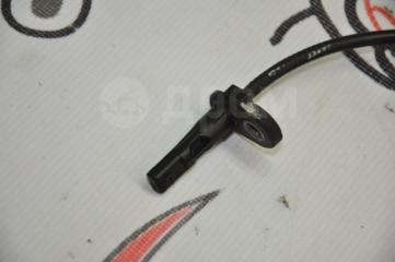 Датчик ABS задний левый Subaru Legacy BM9 EJ253 Датчик ABS задний левый Subaru Legacy BM9 EJ253