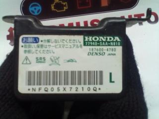 Датчик airbag передний правый Honda Fit