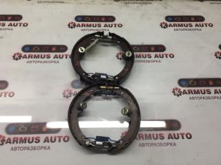 Колодки тормозные барабанные задние Toyota Mark X GRX120 2GRFSE 46530-30020 контрактная