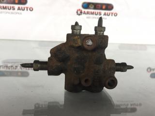 Распределитель тормозной Toyota Rav4 SXA16 47150-20250 контрактная