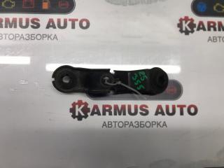 Крепление радиатора Toyota Avensis AZT250 2AZFSE 16533-28020 контрактная