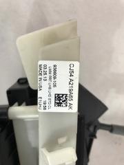 Ручка двери передняя левая Ford Escape 2.5L Ручка двери передняя левая Ford Escape 2.5L