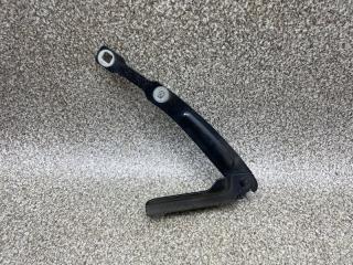 Петля капота левая передняя Renault Duster 2012 2.0 F4R400 МТ Петля капота левая передняя Renault Duster 2012 2.0 F4R400 МТ