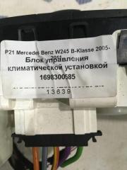 Блок управления климатической установкой W245 B170 Минивэн M266 E17 Бензин