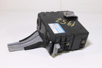 Запчасть блок управления тормозной системой LEXUS RX400H 2005+