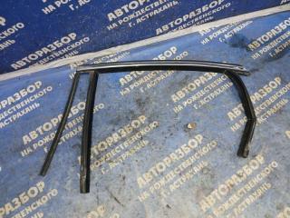 Уплотнитель стекла двери Ford Mondeo 4 седан 2013 AOBC