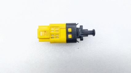 Датчик стоп-сигнала Chery Tiggo 7 PRO T1E 2020 SQRE4T15C Датчик стоп-сигнала Chery Tiggo 7 PRO T1E 2020 SQRE4T15C