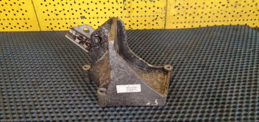 Кронштейн двигателя Renault Laguna 2