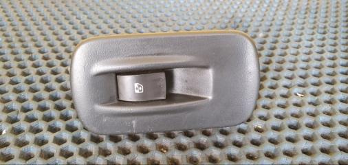 Кнопка правая передняя RENAULT TRAFIC JL Кнопка правая передняя RENAULT TRAFIC JL