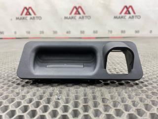 Б/У кнопка крышки багажника задний Kia Ceed CD G4LD 1.4 L новая