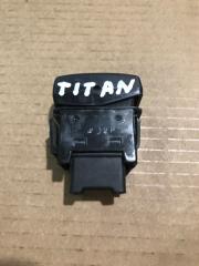 Кнопка управления зеркалом Mazda Titan 2000