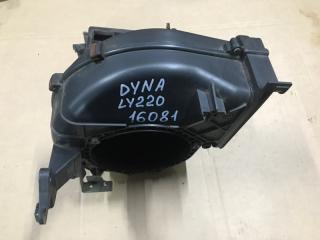 Корпус моторчика печки Toyota Dyna 2001
