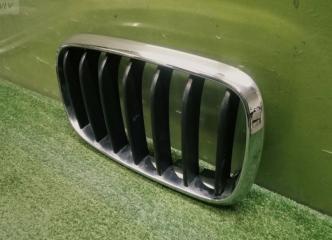 Запчасть решетка радиатора правая BMW X5 F15