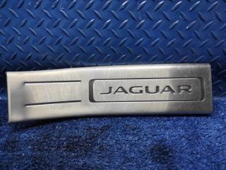 Запчасть накладка порога задняя правая Jaguar XJ