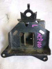 Подушка двигателя левая TOYOTA RACTIS NCP100 1NZ-FE Подушка двигателя левая TOYOTA RACTIS NCP100 1NZ-FE
