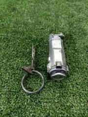 Личинка замка двери левая передняя Mercedes-Benz Vito 639 17.07.2007 M112 E37 112.976 (3.7)