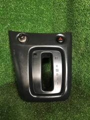 Консоль КПП Nissan NV200 2009