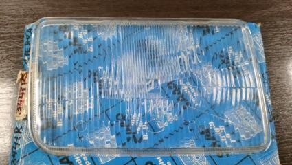 Стекло фары правое Ford Sierra MK1 Стекло фары правое Ford Sierra MK1