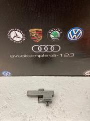 Антенна бесключевого доступа Audi A6 2013