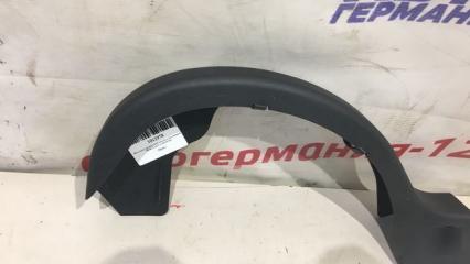 Накладка кронштейна крышки багажника C180 W204 Накладка кронштейна крышки багажника C180 W204