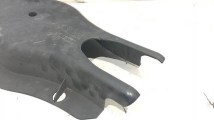 Пыльник Mercedes C180 W204 Пыльник Mercedes C180 W204