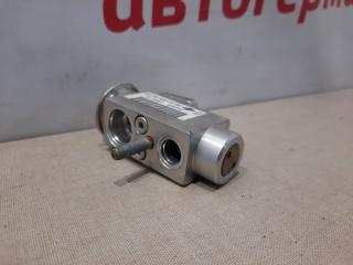 Клапан кондиционера C180 2012 C204 271.820 Клапан кондиционера C180 2012 C204 271.820