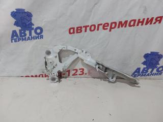 Петля капота передняя левая BMW 116 2012