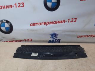 Воздухозаборник BMW 750 2006