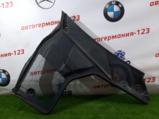 Планка под лобовое стекло правая Mercedes C220 2015