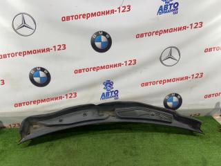 Жабо (решетка под лобовое) Mercedes GLK300 2009