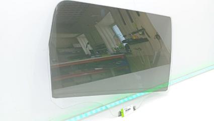 Запчасть стекло двери задней правой Lada Largus 2012-2023