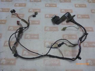 Проводка двери правая передняя Renault Laguna B56M 1998 N7QD704 Проводка двери правая передняя Renault Laguna B56M 1998 N7QD704