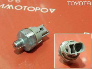 Датчик давления масла Toyota bB CBA-NCP30 2NZ-FE 83530-28020 Б/У