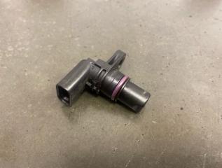 Датчик положения коленвала Skoda Octavia A7 2013 CJS 1.8 Turbo Датчик положения коленвала Skoda Octavia A7 2013 CJS 1.8 Turbo