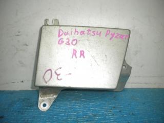Запчасть ресничка под стоп-сигнал задняя правая Daihatsu Pyzar 1996