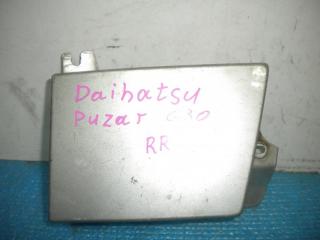 Запчасть ресничка под стоп-сигнал задняя правая Daihatsu Pyzar 1996~2000